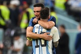 アルゼンチン指揮官、代表続行明言のメッシについて「次のW杯のために居場所を確保しておくべき」