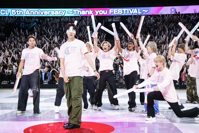【写真・画像】LDHアーティスト69名＆吉本芸人10名出演『CL 5th Anniversary』1万人が熱狂した3時間半【イベントレポート】　2枚目
