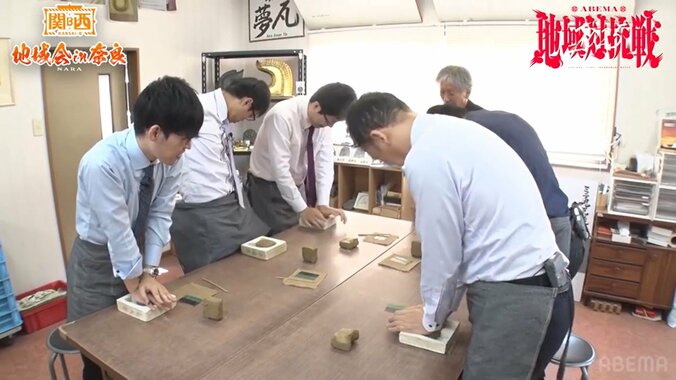 【写真・画像】必勝祈願のはずが…斎藤慎太郎八段の願い事は「健康第一」！？マイペースすぎる素顔にチームメイト爆笑／将棋・ABEMA地域対抗戦　2枚目