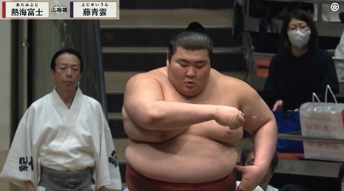左右に振る際に少しずつ塩が落ちていき