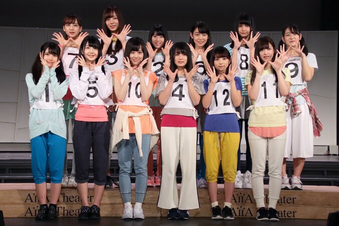 大園桃子が緊張で体震わせ涙…乃木坂46・３期生の初公演「３人のプリンシパル」がスタート　１期生からのアドバイスは？ 2枚目