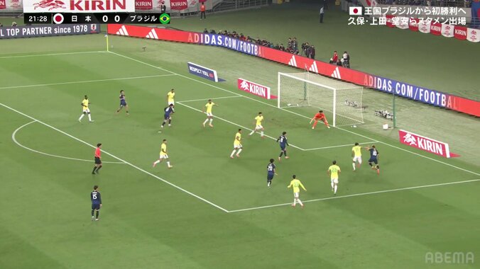 「久保が賢い」「良いアイデア」久保建英の“神ブロック”に脚光！堂安律の縦突破をサポートする“頭脳プレー”の一部始終 4枚目