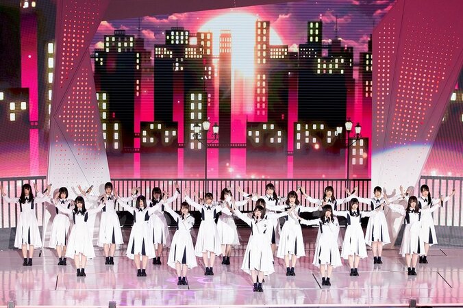 けやき坂46が初の海外パフォーマンス！韓国でMnet Asian Music Awardsに出演 2枚目