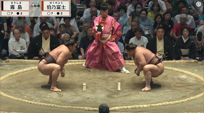 「ああいうのがあると、ちょっとペースが崩れる」伯乃富士、緊迫の立ち合いで珍しい行動 剣翔の指摘に「この駆け引き図太い」ファン驚き 2枚目