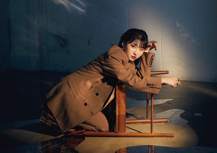 アニメ「東京リベンジャーズ」第1クールED「ここで息をして」eillアーティスト写真