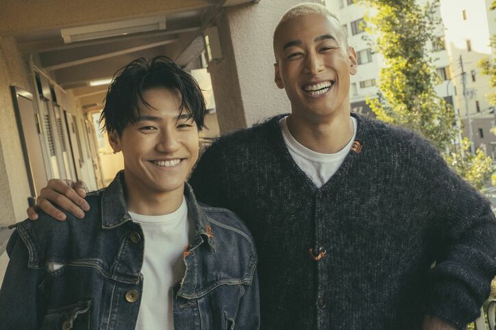 関口メンディー×小森隼「自分で決めつける必要はない、もっといろいろな役をやっていきたい」映画『昨日より赤く明日より青く』対談