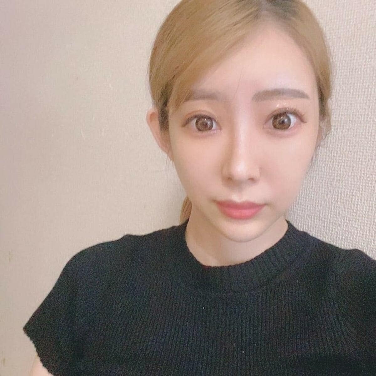 日 菜 あこ