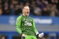 英代表の正GKピックフォード、エヴァートンと27年夏まで契約延長