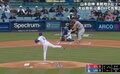 「藤浪かよ!」「アンチを黙らせたな」ドジャース・山本由伸の“エグすぎる変化球”が世界中のファンから絶賛の嵐 大炎上から一転、5回無失点5奪三振で別人のような好投
