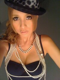 吉川ひなの『びっくりワラタ』