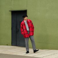 「何色着てもかっこいい」「かっこよすぎ！」福士蒼汰、秋感じる全身ショットにファン絶賛