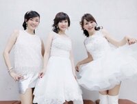 早見優、松本伊代＆渡辺美奈代と『セーラー服を脱がさないで』披露