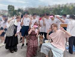  辻希美、息子たちの運動会で撮影した集合ショットを公開「めちゃくちゃ感動」 