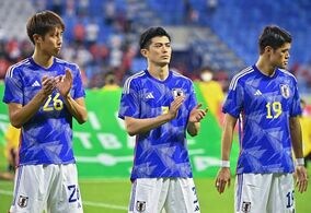 「本当に危ない」「森保さんや麻也が注意しないと」闘莉王が苦言を呈した日本代表DFのタックル。ドイツ戦の主審は“レッド率２位”だけに細心の注意が必要だ【Ｗ杯】