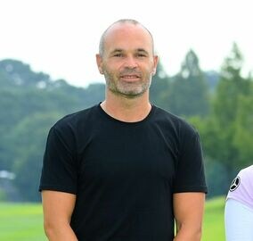 「Ｗ杯優勝がなくても最高」イニエスタが悲願成就の盟友メッシに言及！「彼をベストだと思わない人は言い訳を探すはずだ」