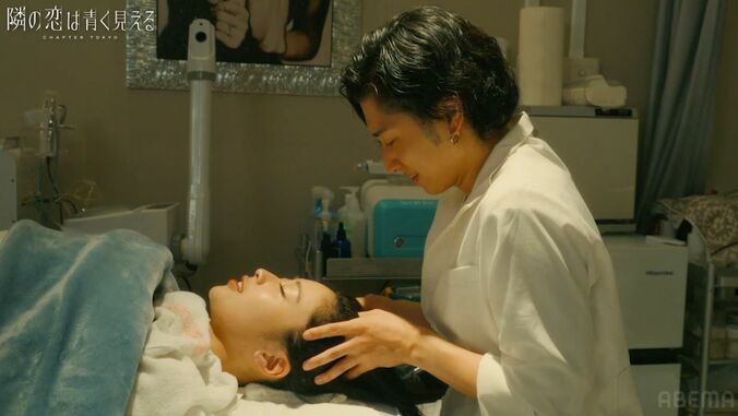 【写真・画像】出会う男全員が好きになるBAR経営の27歳美女「みんな好きになっちゃう」「顔きれい」あまりの人気ぶりにスタジオも驚き　2枚目