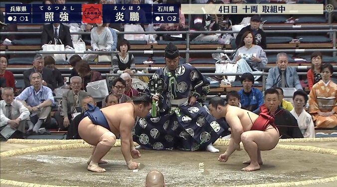 直径4.55メートルじゃ足りない！ 土俵で所狭しと動き回る小兵力士たち 1枚目