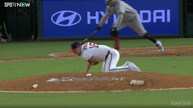 珍事！カブス戦で野手登板→179キロ打球をMLB“初センター”鈴木誠也が捕球し無失点に抑える…最終回“まさかの展開”に球場喝采 2枚目