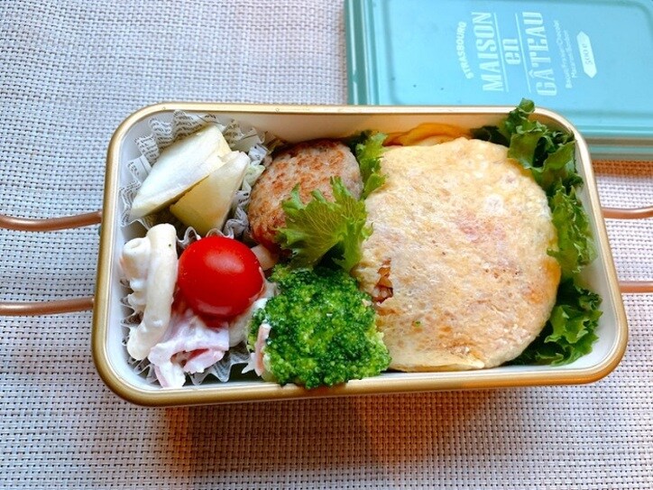  飯田圭織、新調したレトロ風な弁当箱を公開「色も形も気に入っています」 