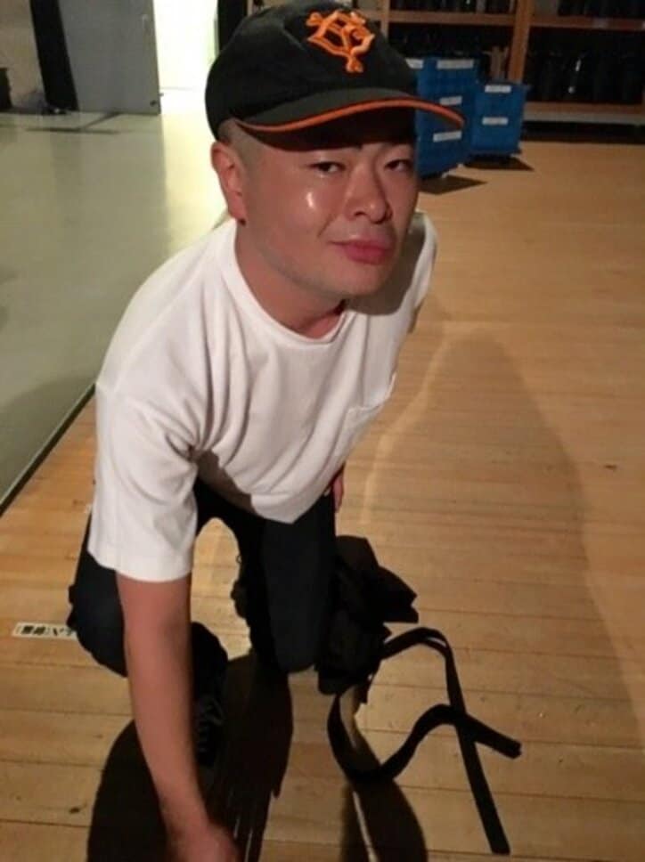 平野ノラ「土地転がし」と「桑田真澄」に遭遇？　違和感のない2ショットに反響