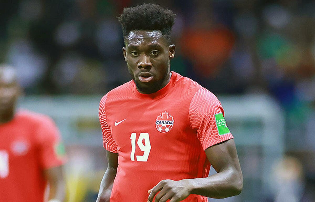 負傷抱えるアルフォンソ・デイビスは日本戦を回避… | 超WORLDサッカー 