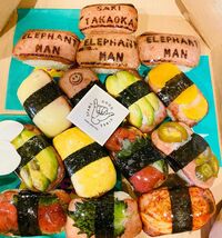 高岡早紀『私は大好きなアボカドいただこっと。』