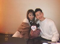 近藤千尋、愛娘との水着2ショットに絶賛の声「スタイル良すぎ」「めっちゃ足長いし美尻」