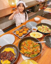 みきママ『今夜は冷蔵庫の残り物で洋食です!!』