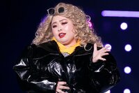 渡辺直美、人気モデルからキスされ大照れ　モデルの風貌にファン「一瞬ウエンツかと…」