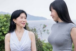 26歳グラドルの美人母、職業は手相鑑定士「人相を見て…」娘の彼氏をチェック