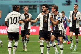 【W杯】「全然ハマってない」　ドイツの3バック攻撃に苦戦、本田圭佑は日本の“危険”指摘