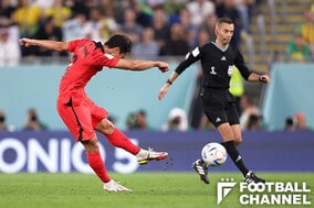 まるでレーザービーム！ 韓国代表MFが強烈なゴールを突き刺す！ 逆足で放った超豪快弾