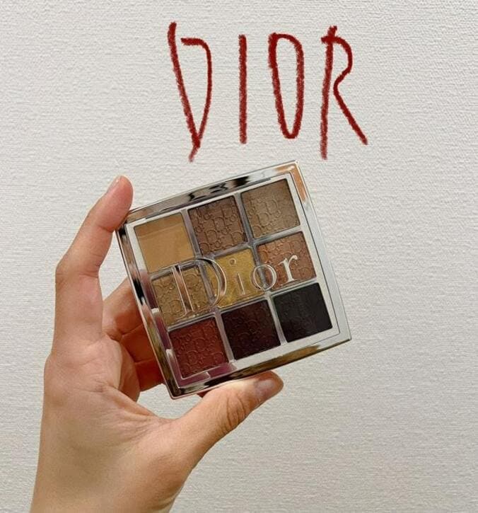  高橋愛『Dior』から届いたプレゼントを紹介「なんと贅沢な」  1枚目