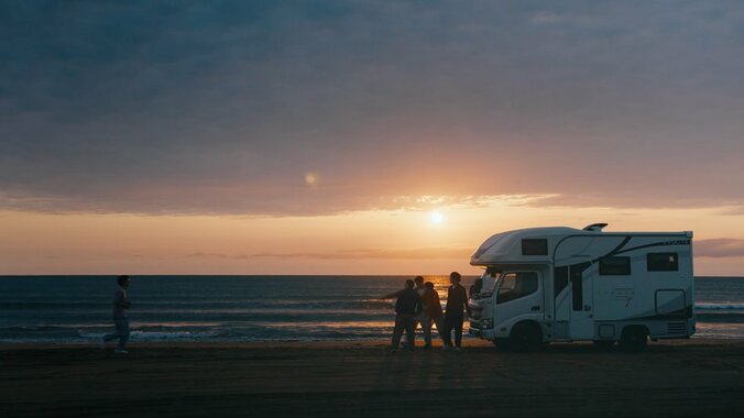 ザ・おめでたズ、3rdアルバムCD発売にあわせ「程々」のMV公開！購入特典に特製「裏バナシール」も！！ 5枚目