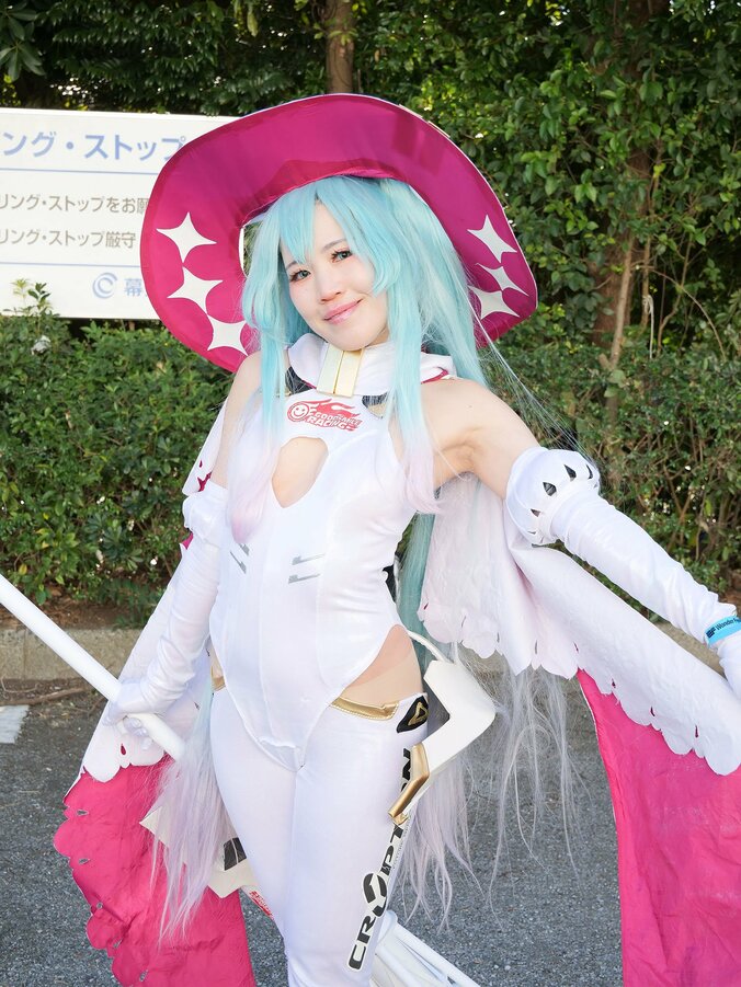 【写真・画像】レーシングミク 2024コスプレ画像　5枚目