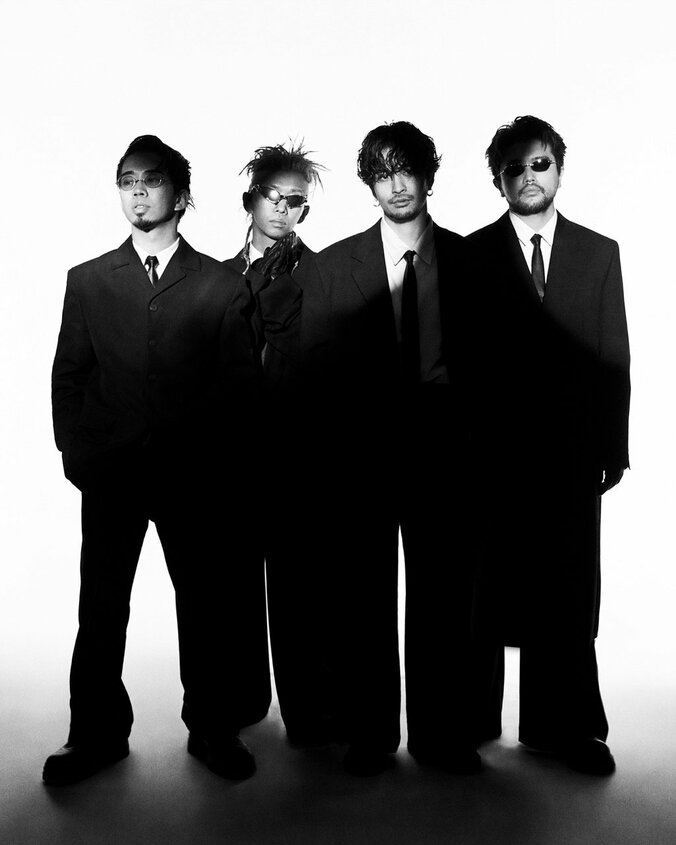 OP主題歌を担当するKing Gnuアー写