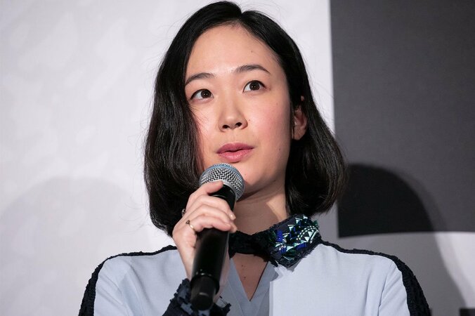 黒木華、佐藤健と共演時のルールを告白「『今日もかっこいいですね』って言う」 2枚目
