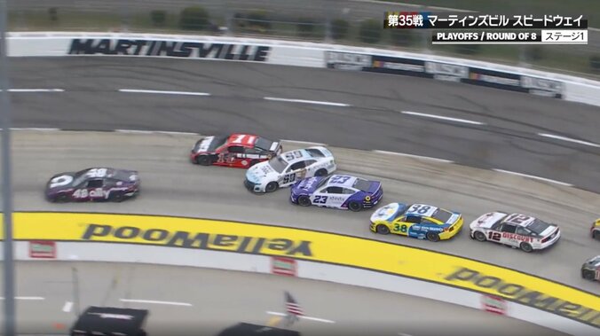 ぶつかる前に「追突されている」 大混戦で異例の多重接触、撃墜されるも「押されて戻されて」まさかの展開にファン熱狂 4枚目