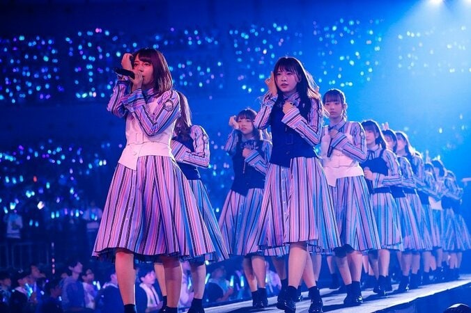 ”ひらがなけやき最後のライブ”に柿崎芽実が涙…けやき坂46としての3年を振り返り、そして走り出した日向坂46 11枚目