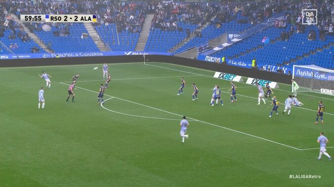 久保建英、復帰6分で即アシスト「やはり世界クラス」度肝を抜くヘディングのお膳立てにファン熱狂「早速違い見せたな」 4枚目