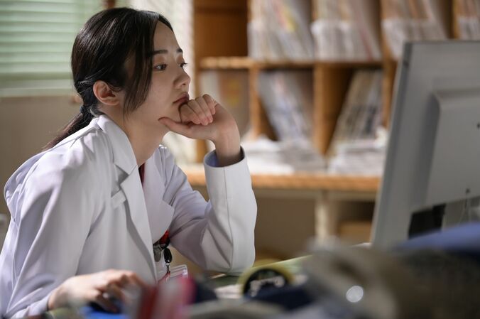 森田望智、狂気的愛を貫く魔性の女医役に「怖すぎる！」と視聴者戦慄 2枚目