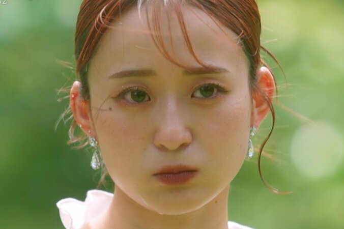 【写真・画像】三上悠亜似の婚活美女、元五輪選手と真剣な交際へ！ バックハグで熱烈イチャイチャ「それはあとにして…」　1枚目