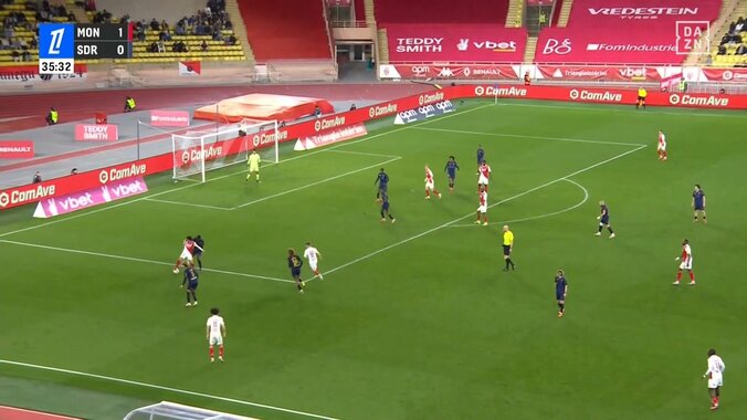 【映像】南野拓実、相手守備陣が棒立ちの天才的ヒールパス