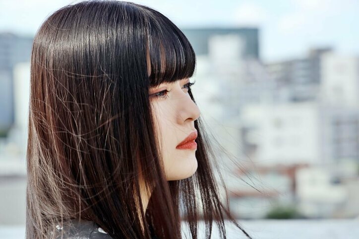 『魔法科高校の劣等生 来訪者編』OP曲「Howling」ASCAインタビュー「こんな不自由な時代だけど、声を上げていこう」