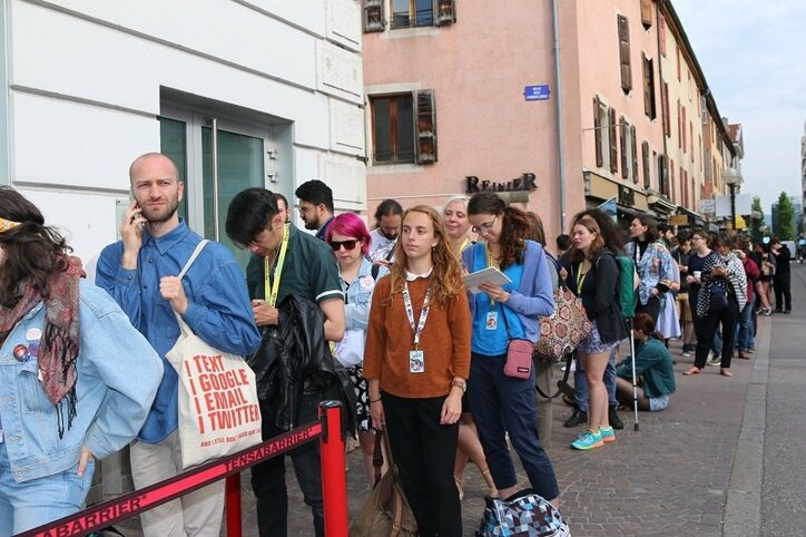 映画『ペンギン・ハイウェイ』石田祐康監督・新井陽次郎氏がアヌシー国際アニメーション映画祭に登壇　ライブドローイング＆制作作エピソードを披露