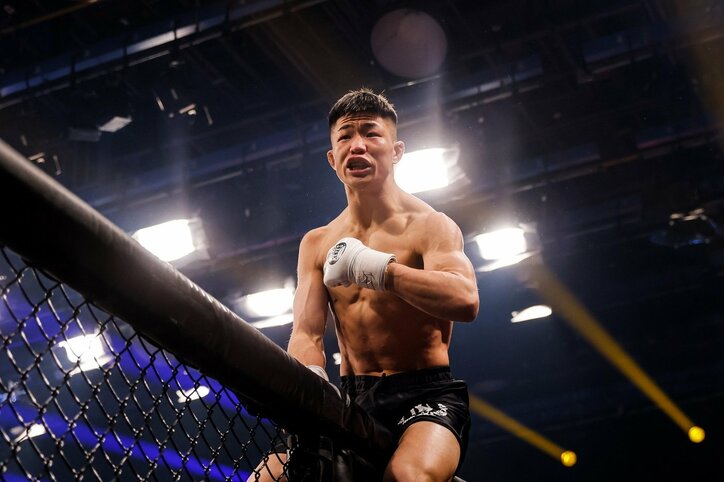 「すごい音がした」戦慄の左フックに驚きの声 圧巻KOの中村倫也に白濱亜嵐「超感動した」