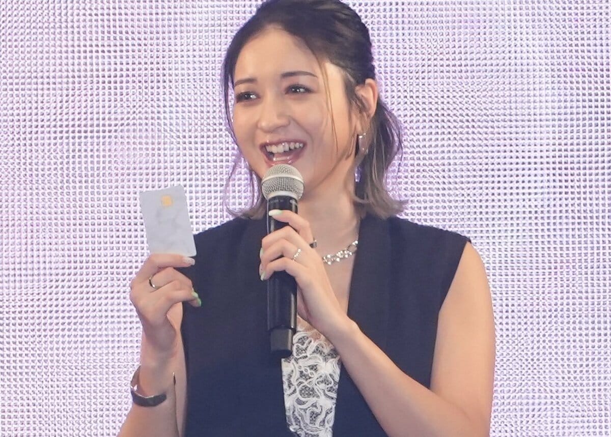 第1子妊娠発表したみちょぱ、マタニティドレス姿で登場！妊娠中の“変化