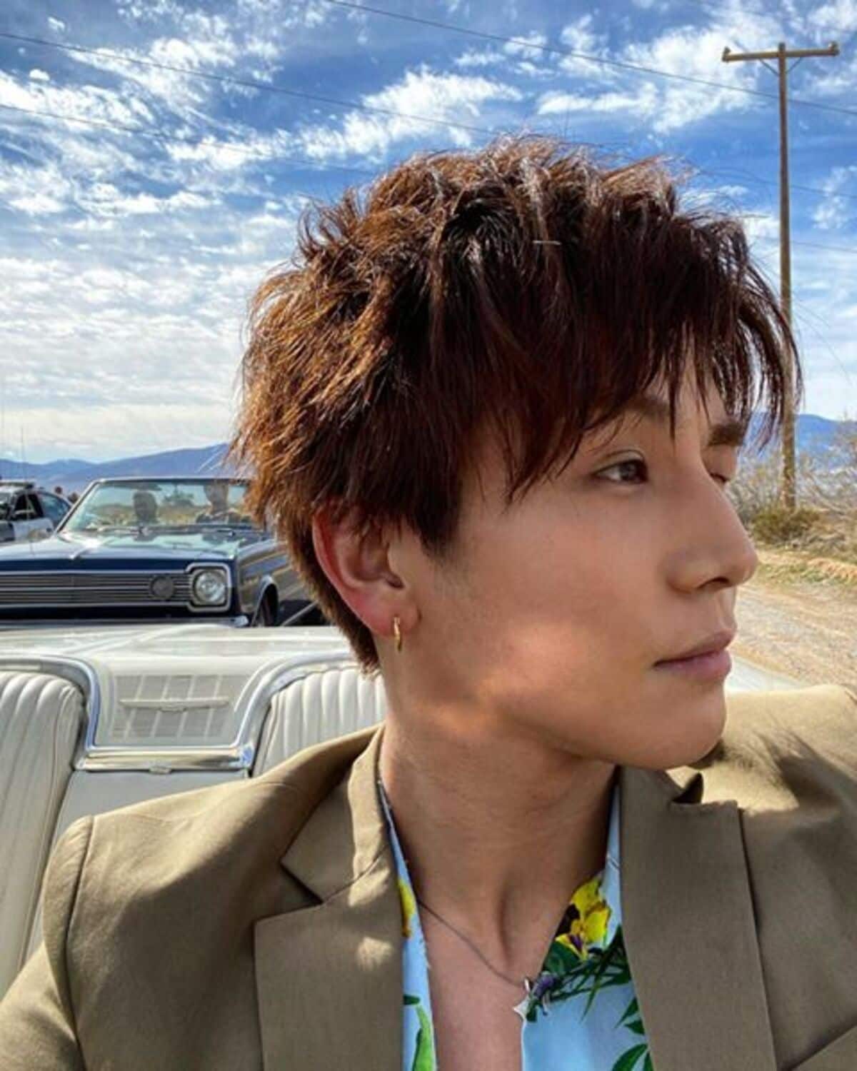 岩田剛典、横顔ウィンクショット公開しファン大興奮「心臓止まる
