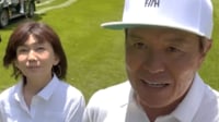 ヒロミ 家族でゴルフ大会 4月に骨折から復帰の松本伊代も参加