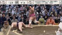 【映像】人気力士の“アクロバット”な逆転劇